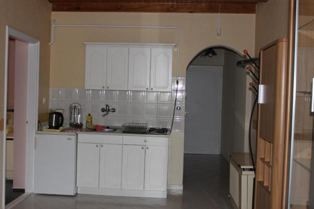 Orwa Apartmanok - Cedrus Koez Zalakaros Δωμάτιο φωτογραφία